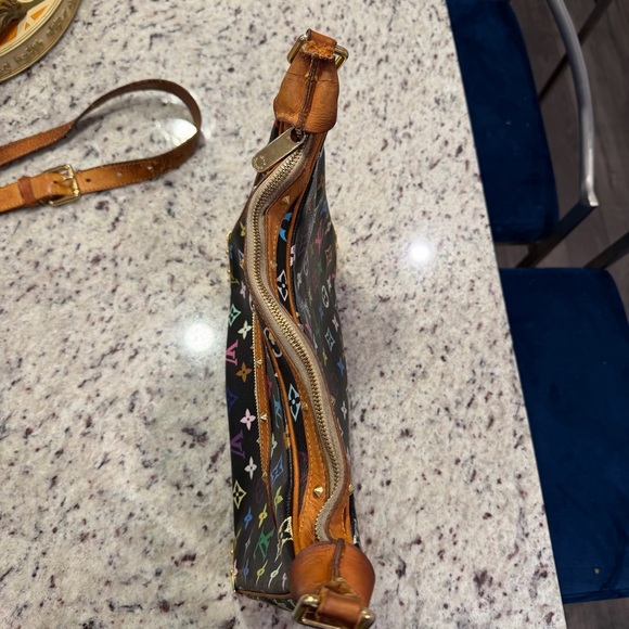 Louis Vuitton Murakami Boulogne Multicolor Monogram Shoulder Bag - Picture 2 of 14